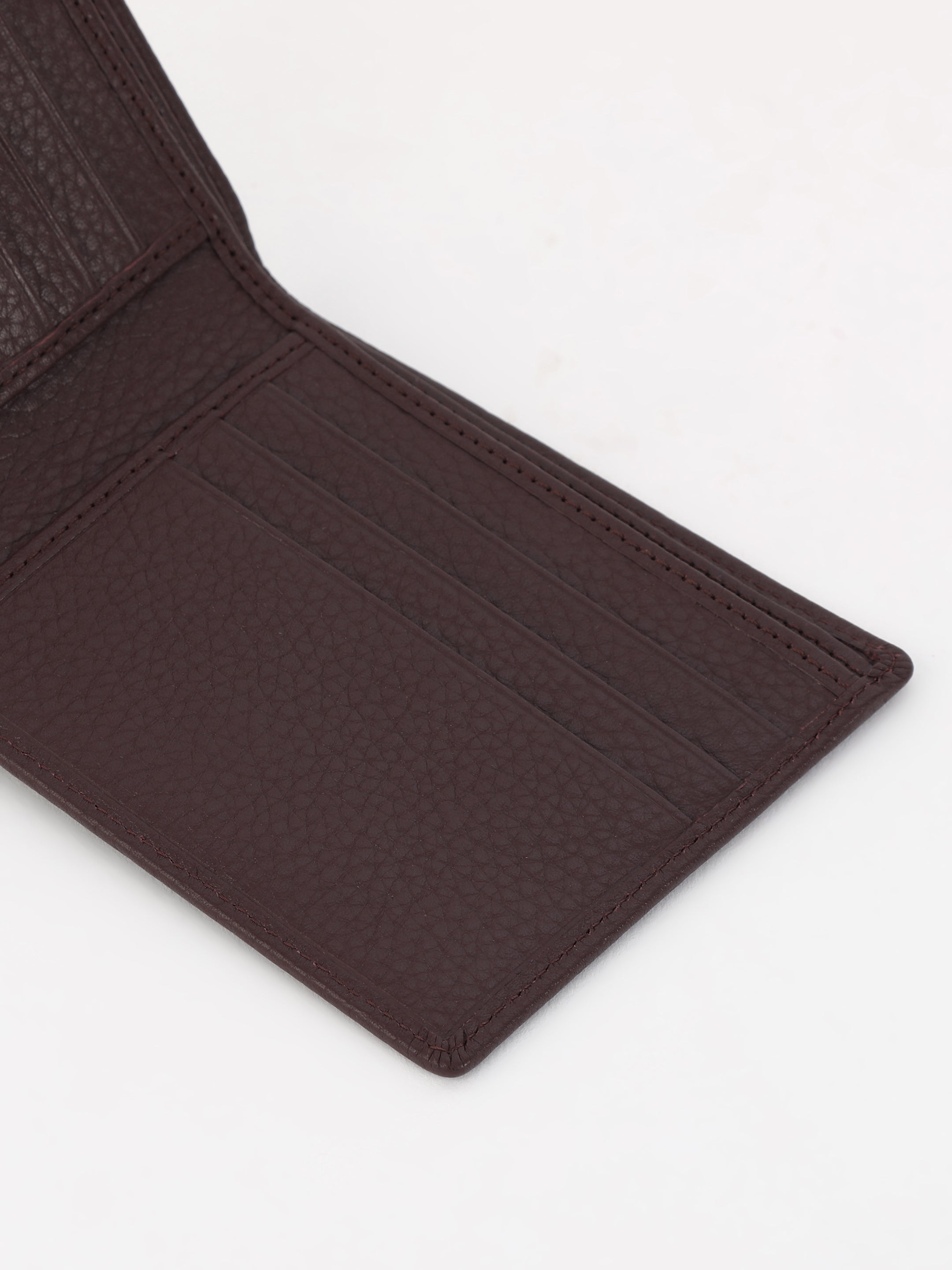 #color_walnut brown